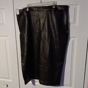 Lane Bryant Black Faux Leather Pencil Skirt With Pockets.